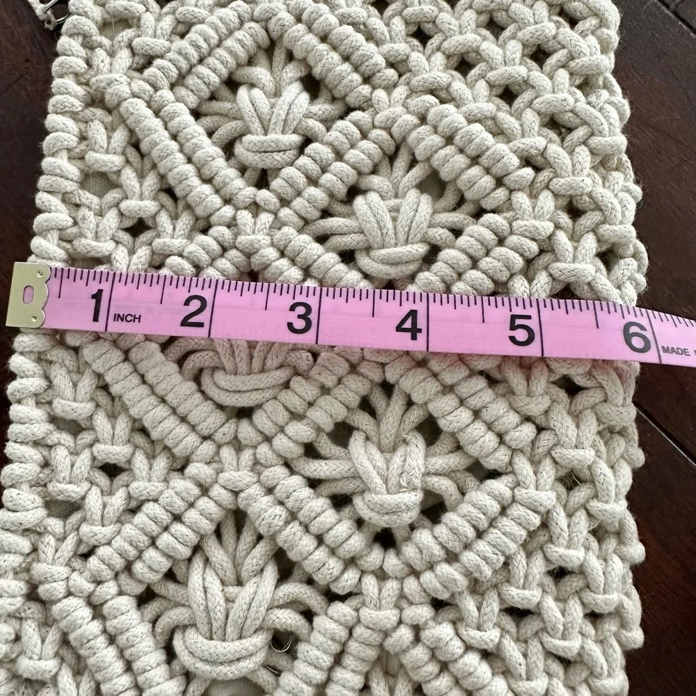 New Macrame zippered clutch with tassel - Picture 5 of 8